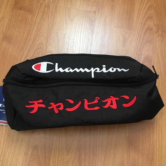 NWT Champion Multilingual Cross Body Sling Bag - Picture 2 of 6